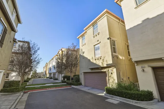 $1,260,000 | 328 Heritage View Terrace, San Jose, CA 95125
