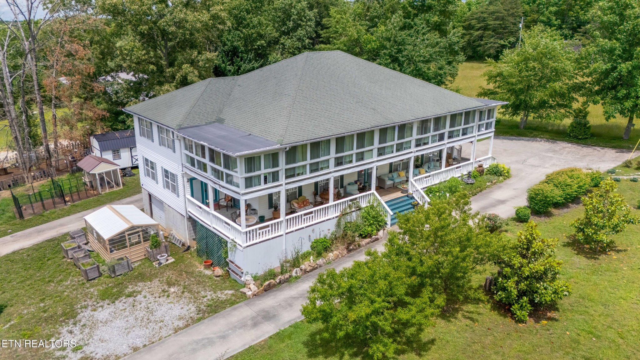 34 Rozzell Road Pikeville, TN 37367 - Photo 5 of 7