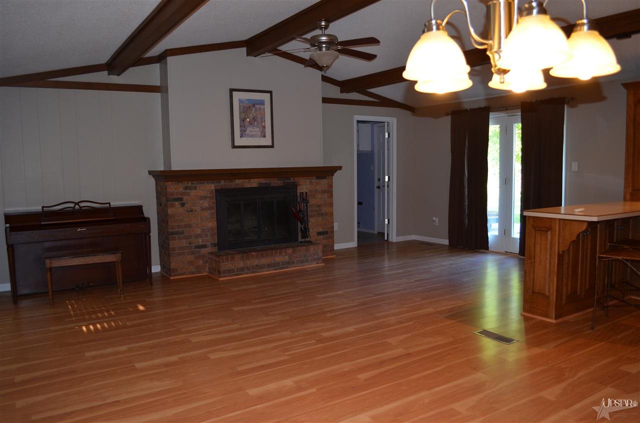 1517 Stogdill Road Bluffton, IN 46714 - Photo 7 of 26 Gallery Image 7
