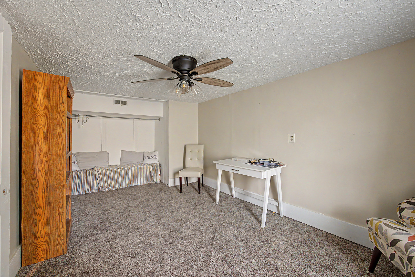 1206 East Main Street Clinton, IL 61727 - Photo 27 of 33