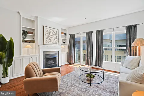 $1,075,000 | 2123 12th Place Northwest, Washington, DC 20009