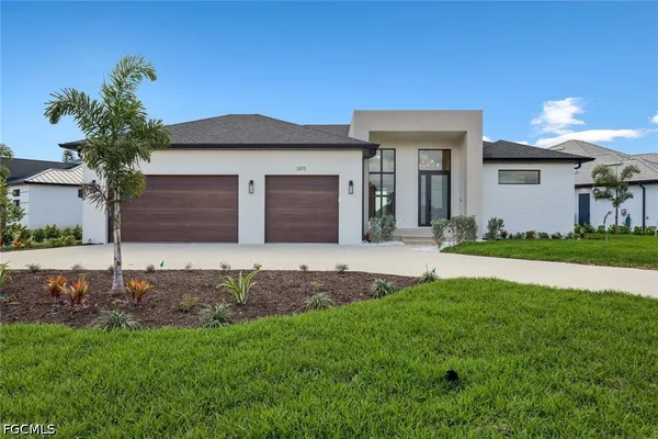 $855,900 | 3815 Northwest 22nd Terrace, Cape Coral, FL 33993