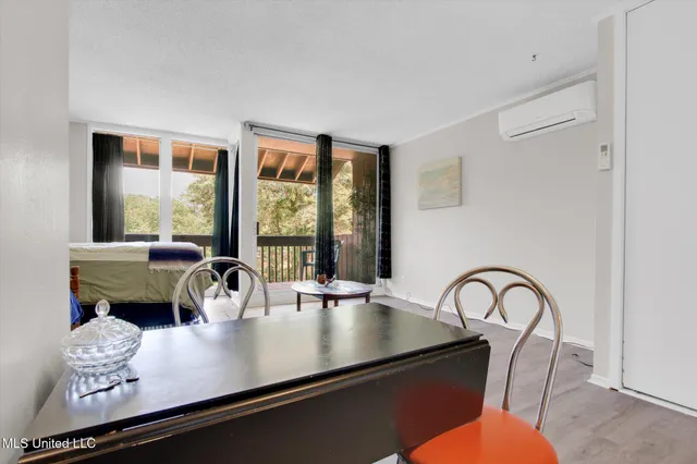 $69,900 | 215 Lakeside Villa, Unit B, Diamondhead, MS 39525