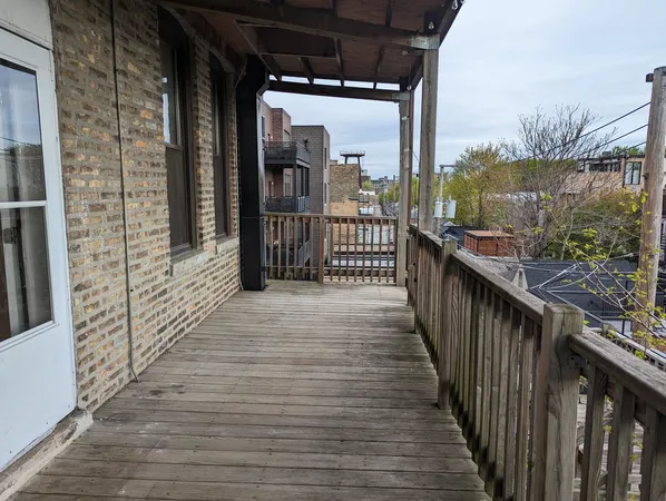 $2,795 | 1813 North Milwaukee Avenue, Unit 3R, Chicago, IL 60647