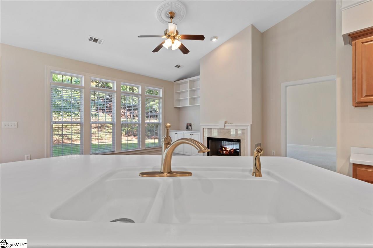 326 Ascot Ridge Lane Greer, SC 29650 - Photo 11 of 36 Gallery Image 11