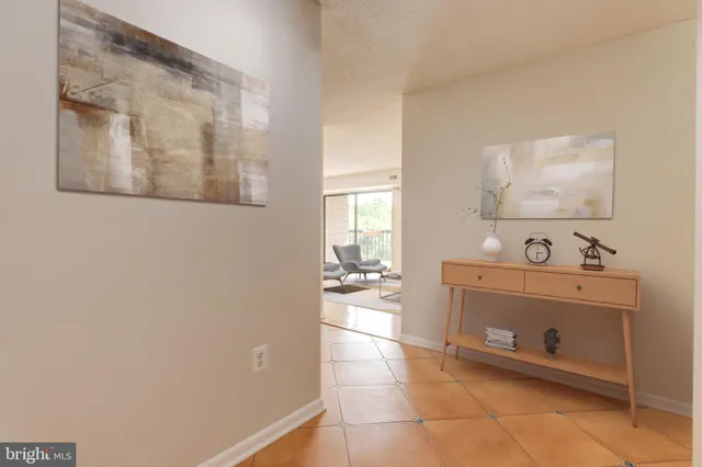 $2,900 | 200 North Pickett Street, Unit 307, Alexandria, VA 22304