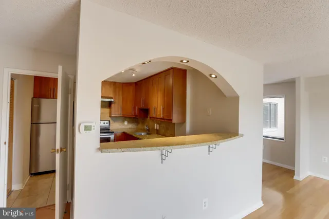 $2,900 | 200 North Pickett Street, Unit 307, Alexandria, VA 22304