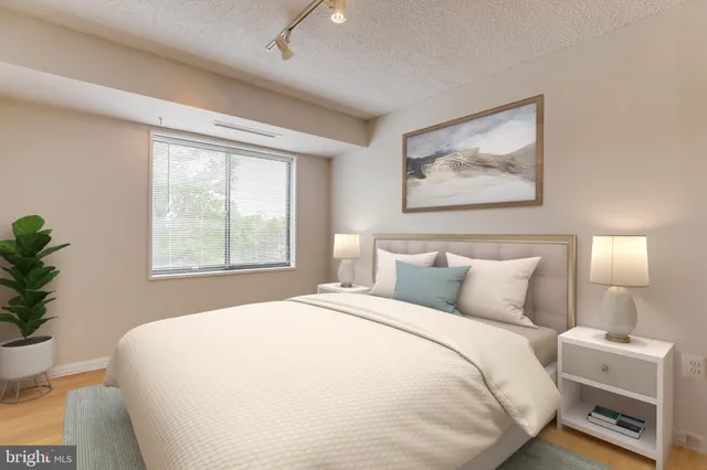 $2,900 | 200 North Pickett Street, Unit 307, Alexandria, VA 22304