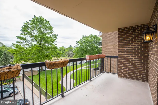 $2,900 | 200 North Pickett Street, Unit 307, Alexandria, VA 22304