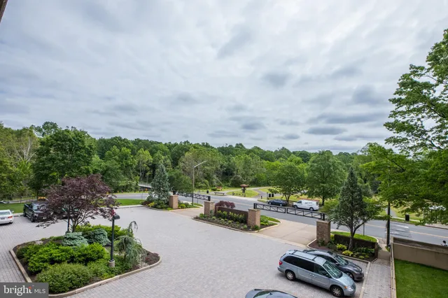 $2,900 | 200 North Pickett Street, Unit 307, Alexandria, VA 22304