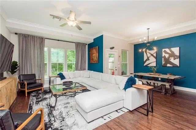 $398,900 | 9017 Stonecroft Avenue, Baton Rouge, LA 70810