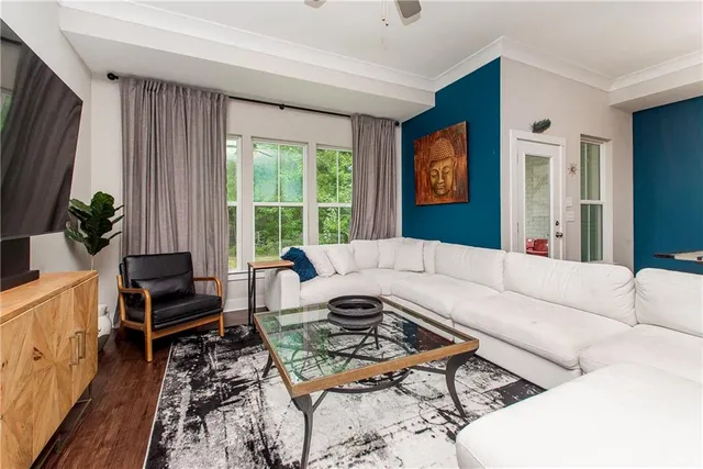 $398,900 | 9017 Stonecroft Avenue, Baton Rouge, LA 70810