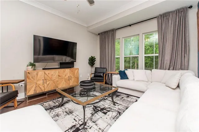 $398,900 | 9017 Stonecroft Avenue, Baton Rouge, LA 70810