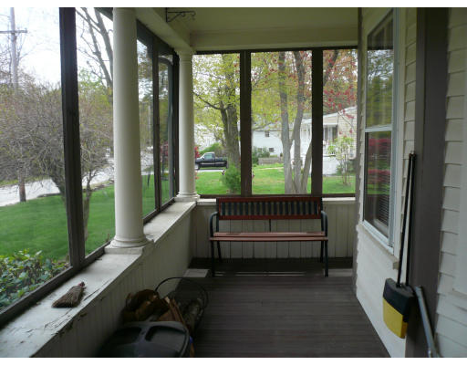 38 Swain Road Wilmington, MA 01887 - Photo 3 of 8 Gallery Image 3