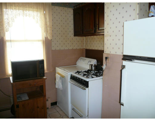 38 Swain Road Wilmington, MA 01887 - Photo 4 of 8 Gallery Image 4