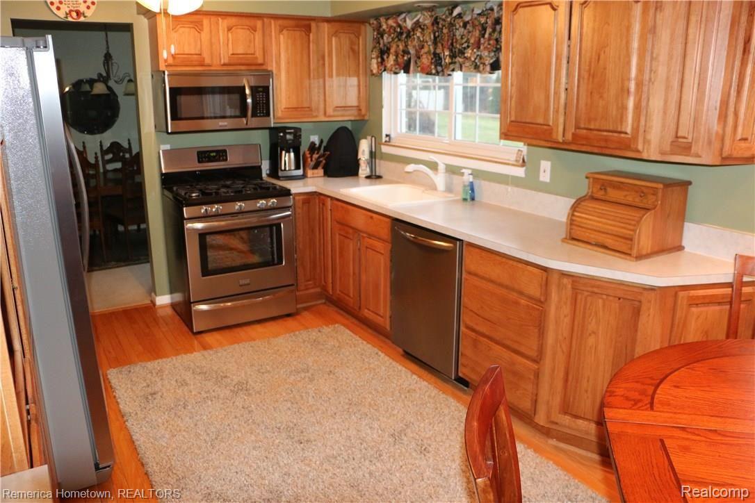 11811 North Canton Center Road Plymouth, MI 48170 - Photo 4 of 29 IMG_3134.JPG