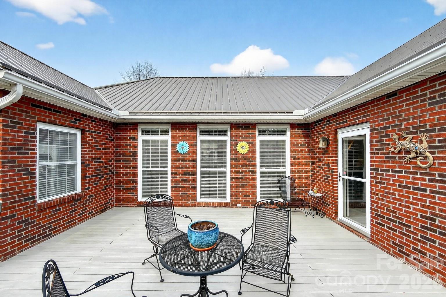 3275 Hanging Rock Road Spruce Pine, NC 28777 - Photo 23 of 48