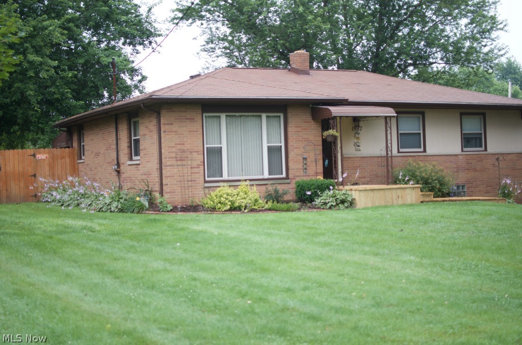 1987 Massillon Road Akron, OH 44312 - Photo 1 of 25 Gallery Image 1