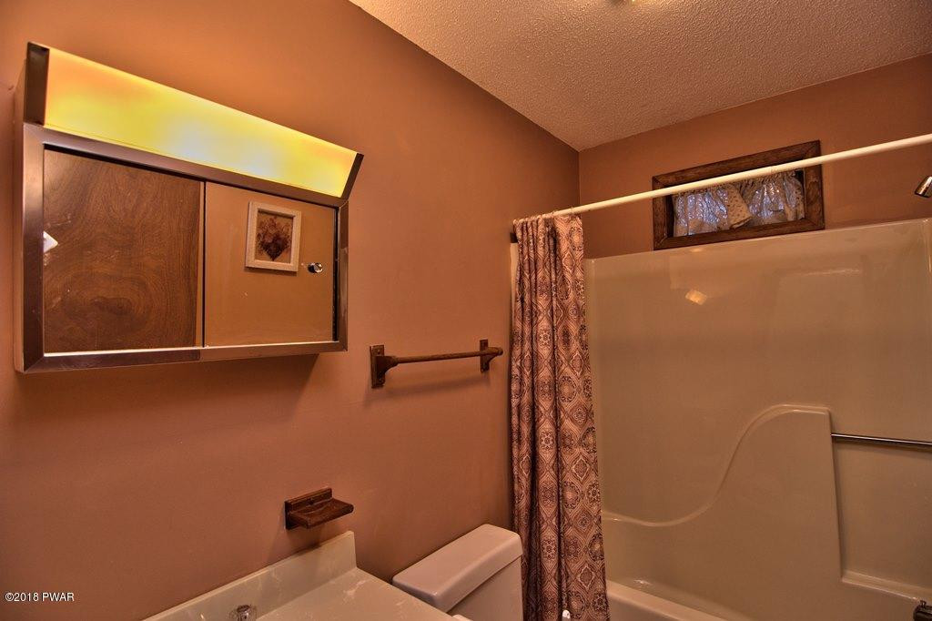 3469 Cliffwood Road Lake Ariel, PA 18436 - Photo 20 of 28