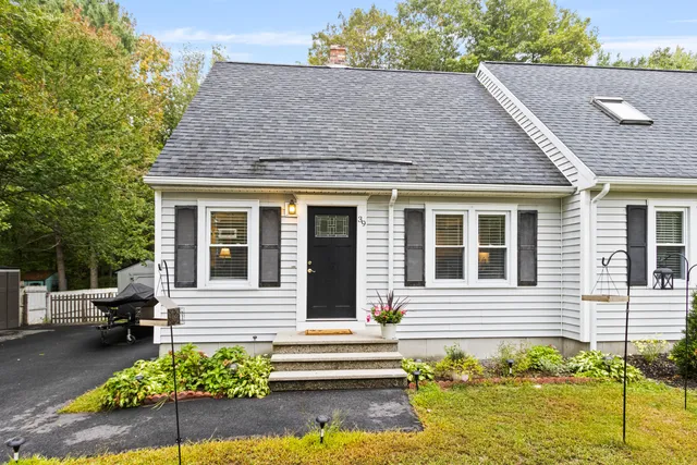 $399,000 | 39 Skyline Drive, Saco, ME 04072
