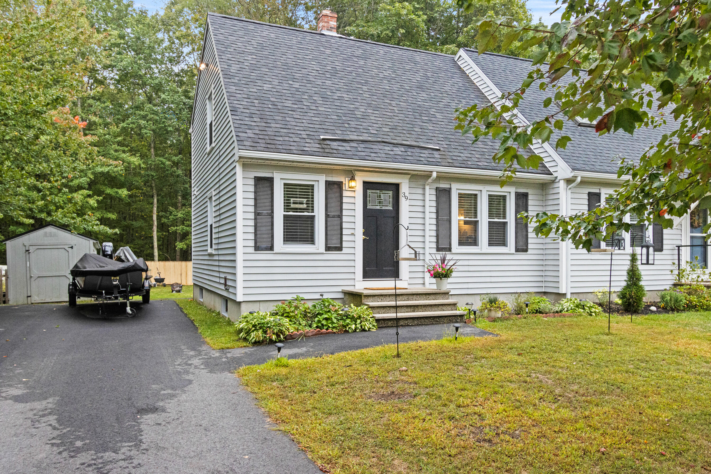 39 Skyline Drive Saco, ME 04072 - Photo 2 of 58 20250925DR-71005