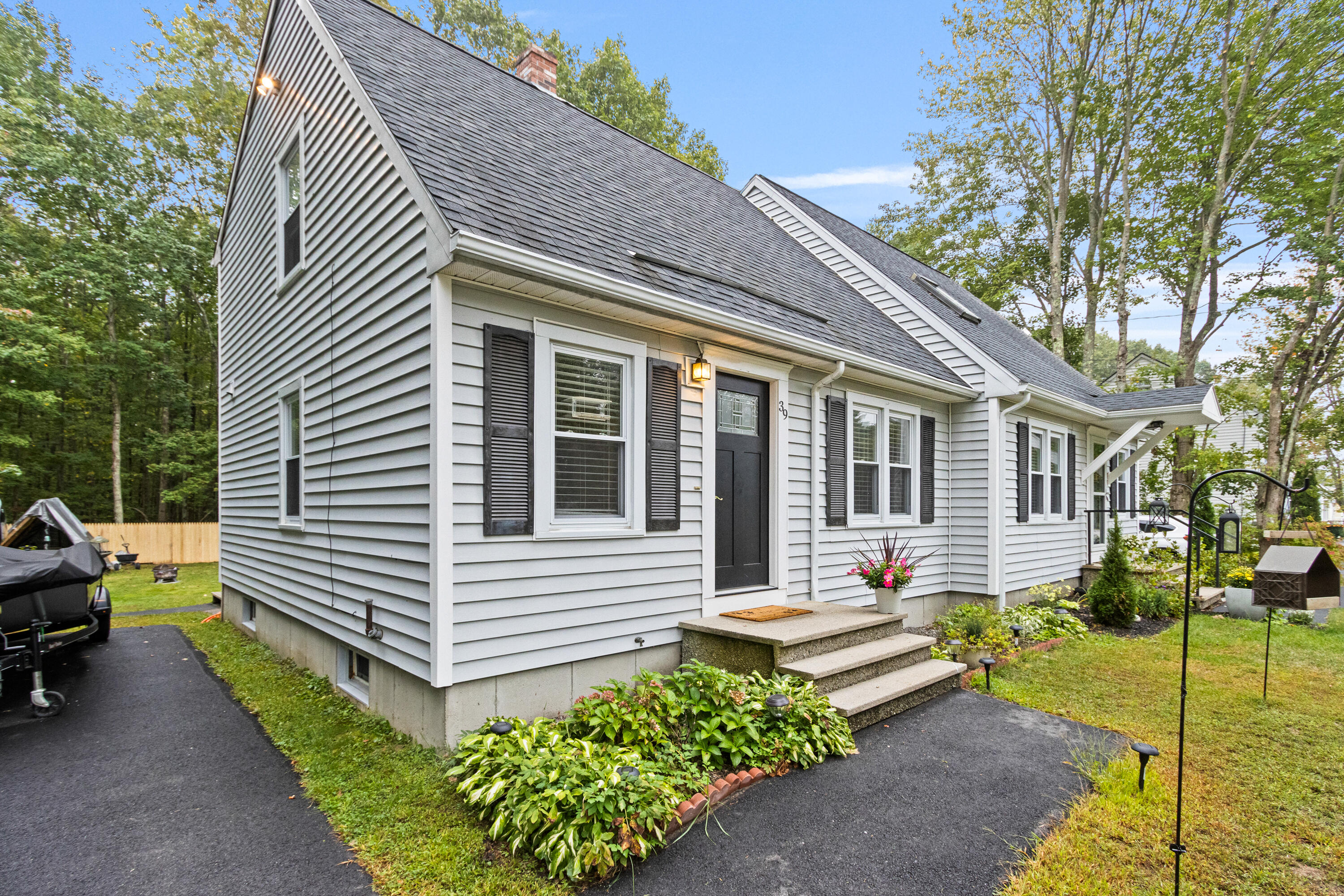 39 Skyline Drive Saco, ME 04072 - Photo 6 of 58 20250925DR-71009