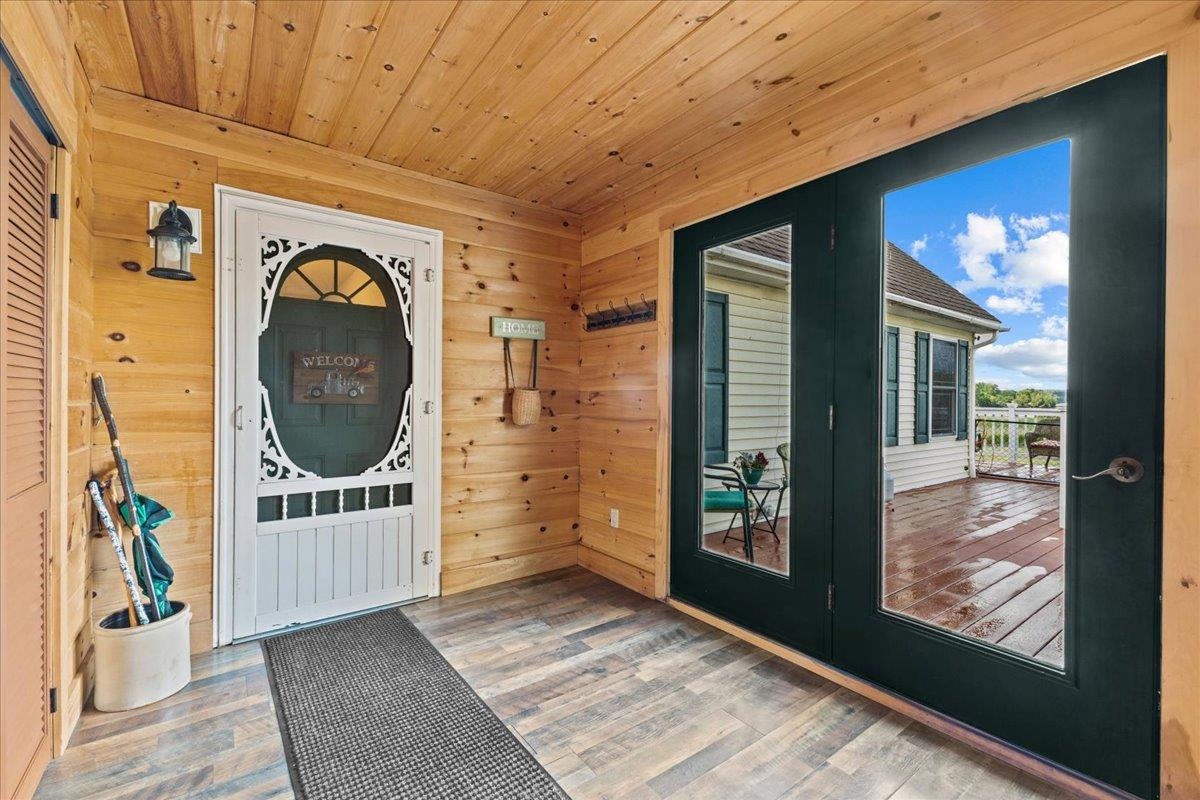 9 Old Marsh Road Grand Isle, VT 05458 - Photo 7 of 33 Gallery Image 7