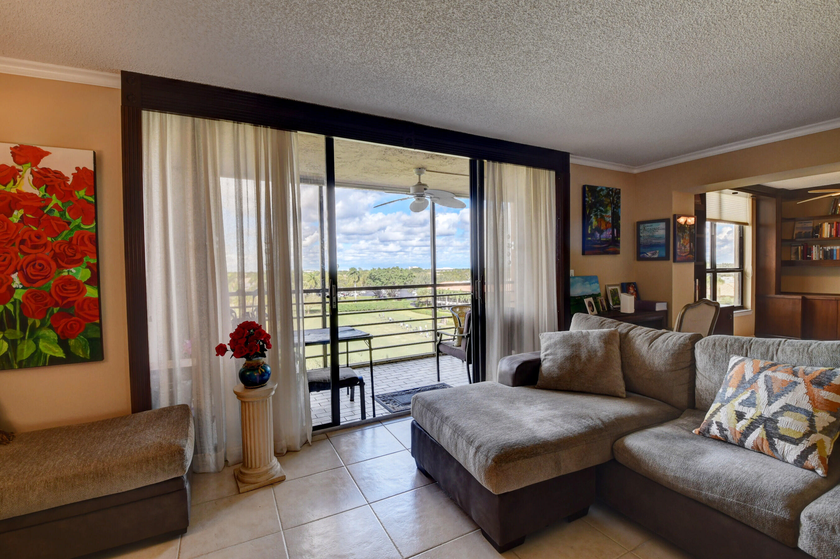 7137 Promenade Drive, Unit 602 Boca Raton, FL 33433 - Photo 11 of 34 living room