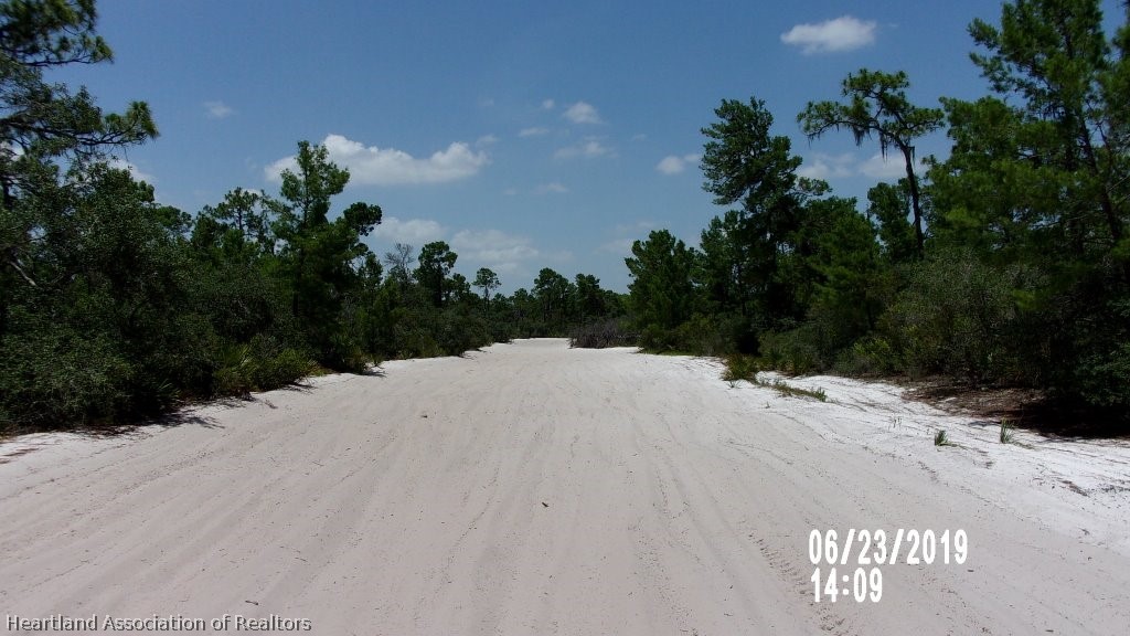5812 Quince Road Sebring, FL 33875 - Photo 3 of 10 Gallery Image 3
