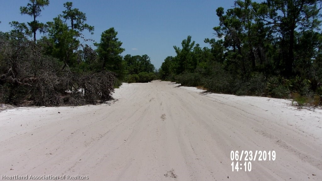5812 Quince Road Sebring, FL 33875 - Photo 7 of 10 Gallery Image 7