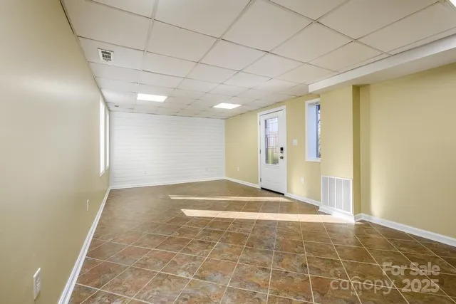 $650,000 | 2106 Lynmore Drive, Sherrills Ford, NC 28673