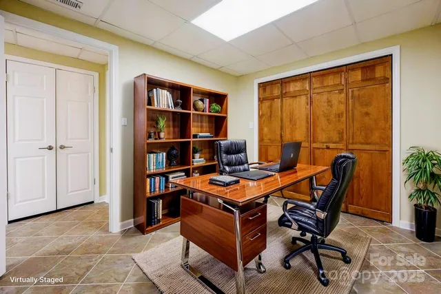 $650,000 | 2106 Lynmore Drive, Sherrills Ford, NC 28673