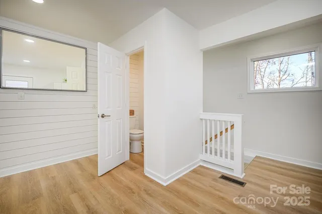 $650,000 | 2106 Lynmore Drive, Sherrills Ford, NC 28673