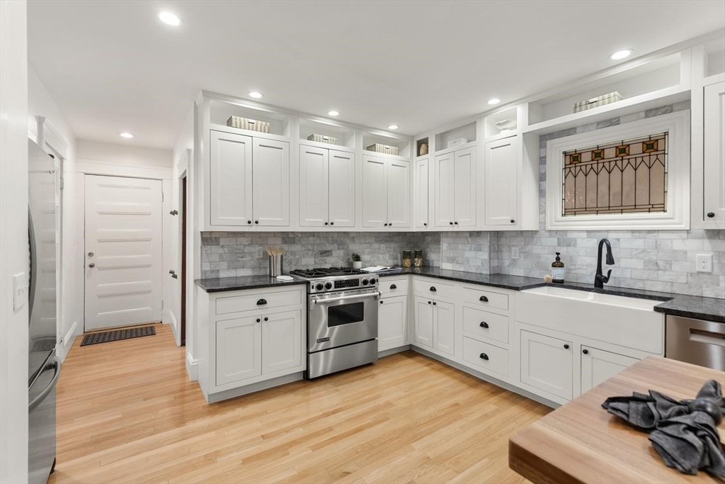 61 Preston Road Somerville, MA 02143 - Photo 9 of 35 Gallery Image 9