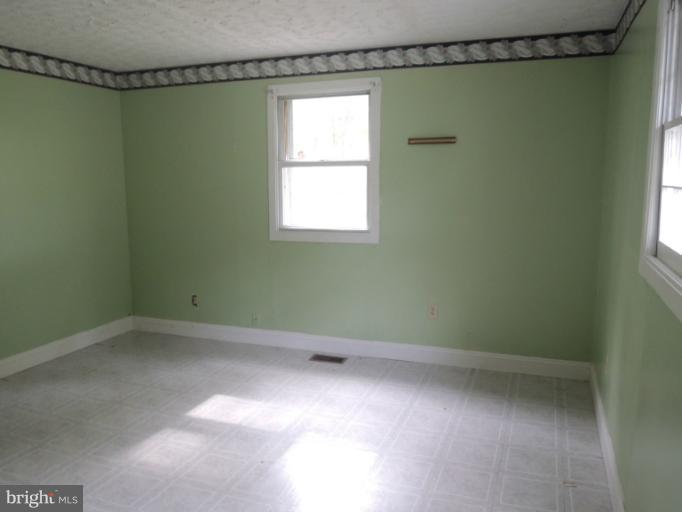 692 Mission Road Harpers Ferry, WV 25425 - Photo 18 of 22 Bedroom