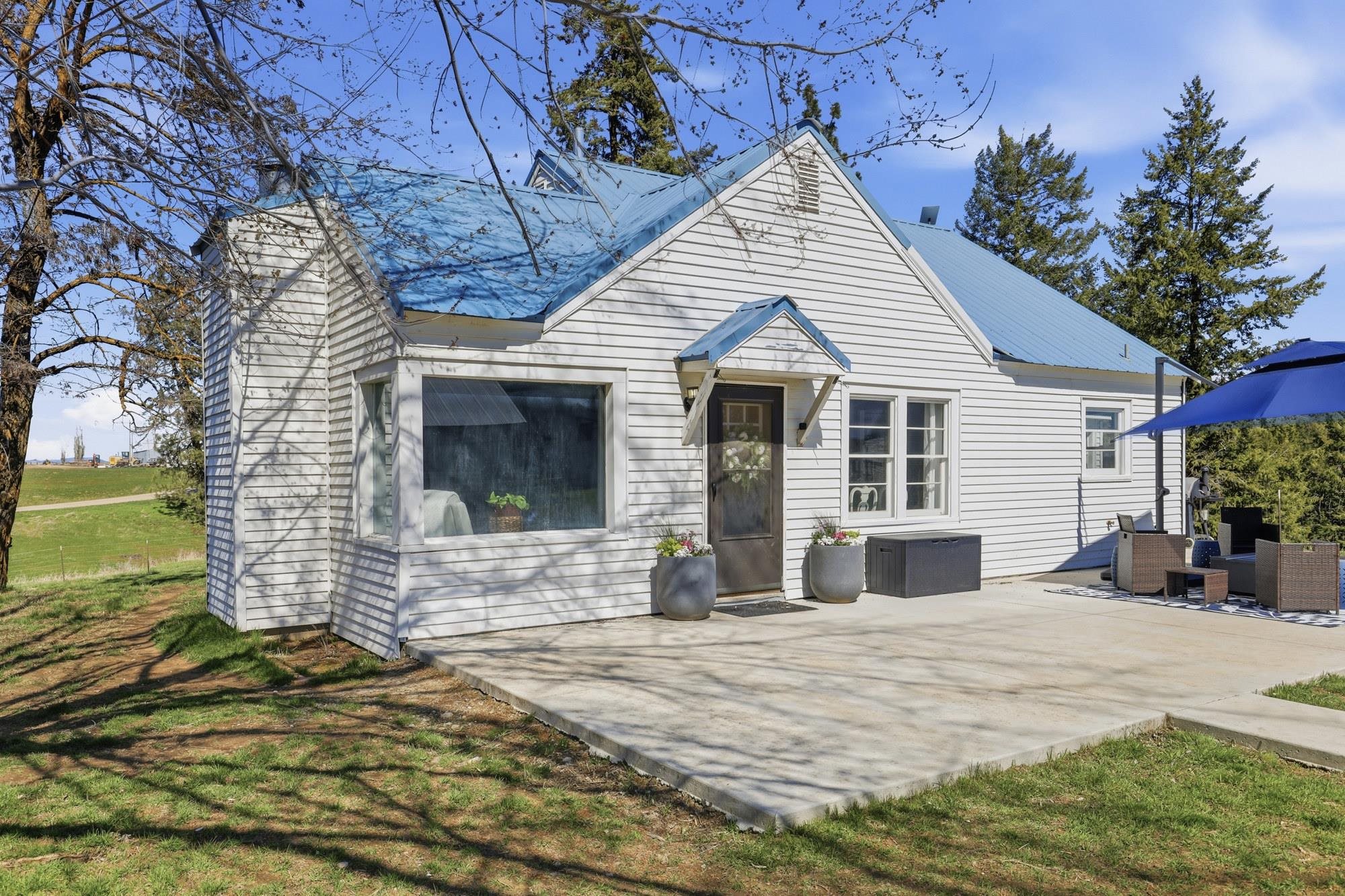 24416 North Orchard Bluff Road Chattaroy, WA 99003 - Photo 2 of 50