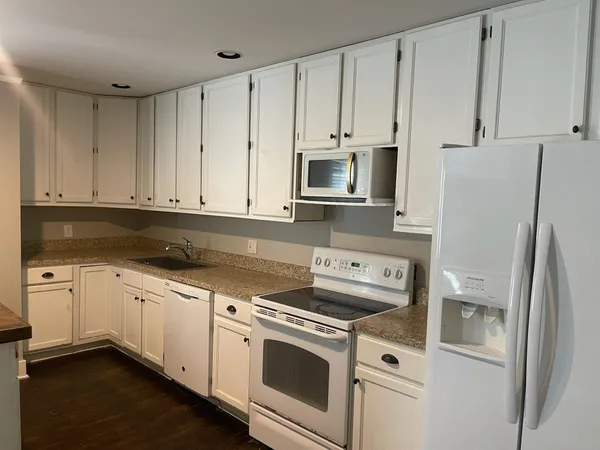 $2,750 | 511 Prince Street, Georgetown, SC 29440
