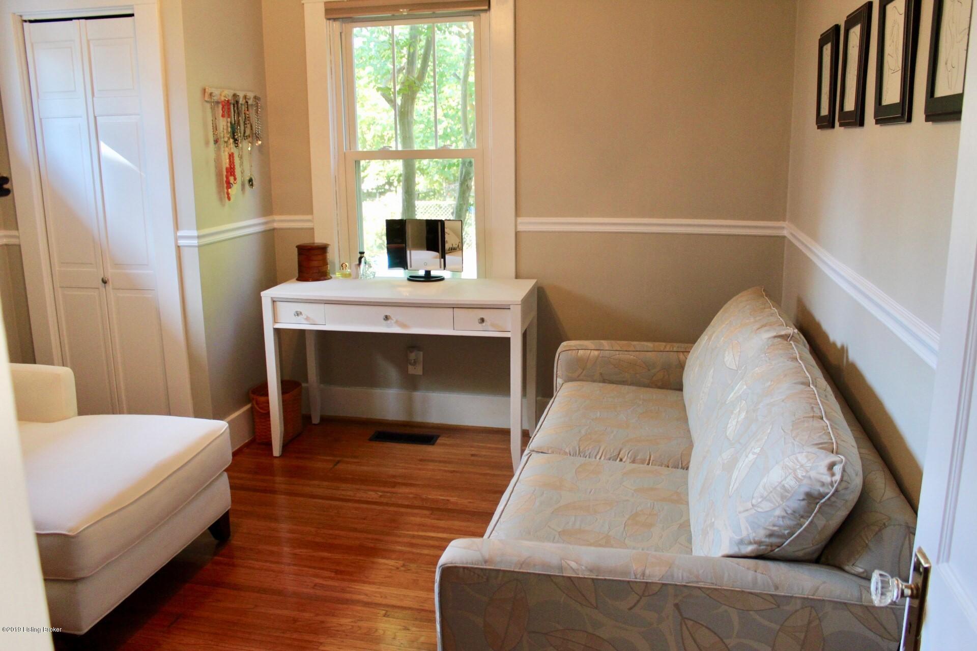 212 Iola Road Louisville, KY 40207 - Photo 17 of 29 212 Iola RdSpare_Bedroom