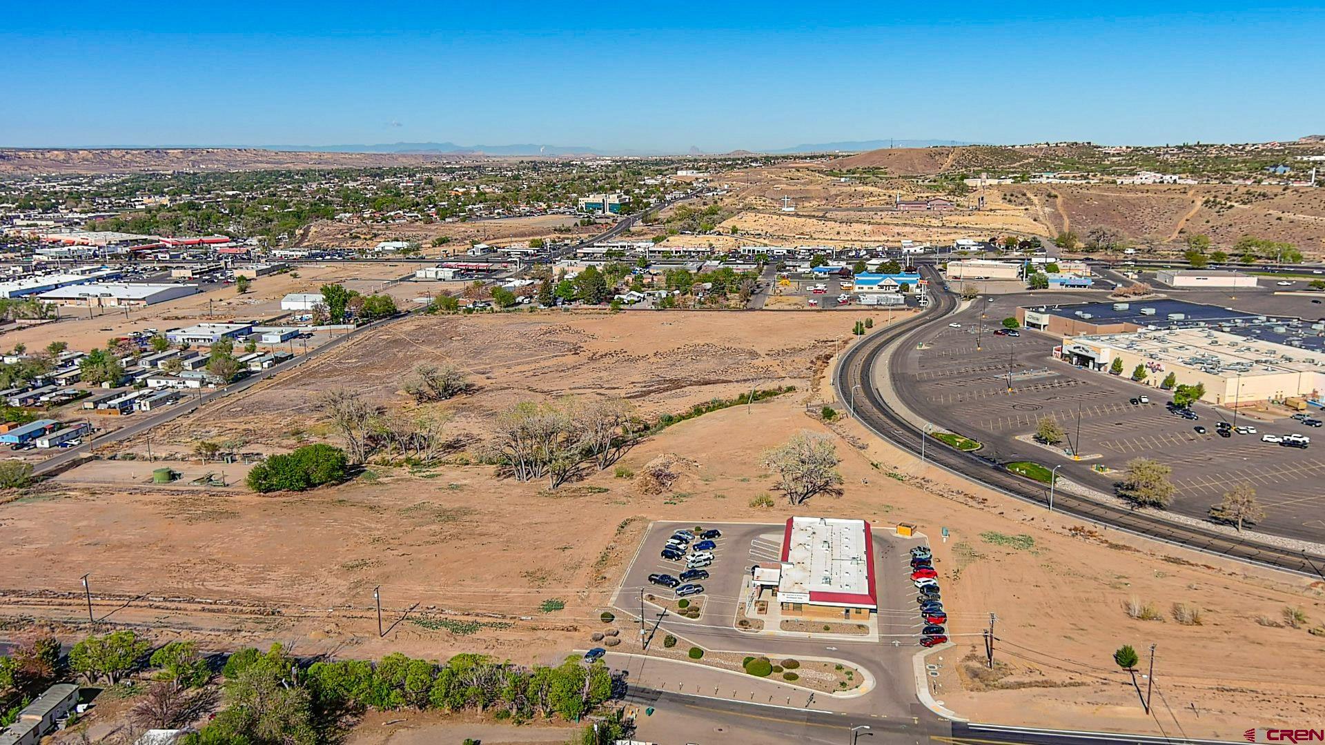 3606 English Road Farmington, NM 87402 - Photo 12 of 13 an aerial view of a city