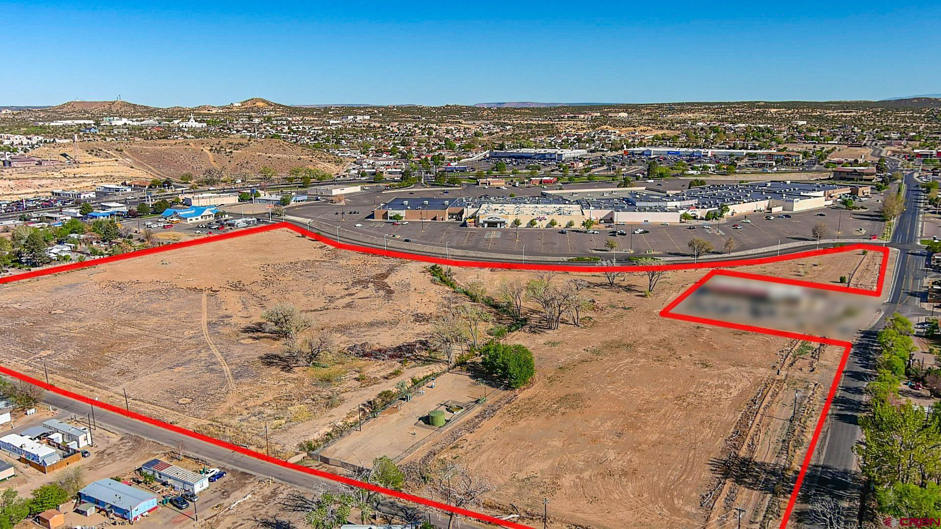 3606 English Road Farmington, NM 87402 - Photo 6 of 13 a view of a city