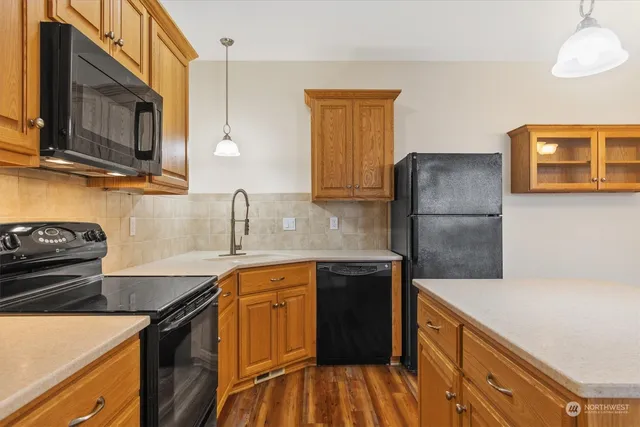 $299,900 | 1548 River Road, Unit 209, Longview, WA 98632