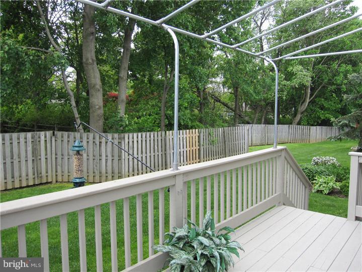 1445 Quaker Ridge West Chester, PA 19380 - Photo 17 of 25 Deck