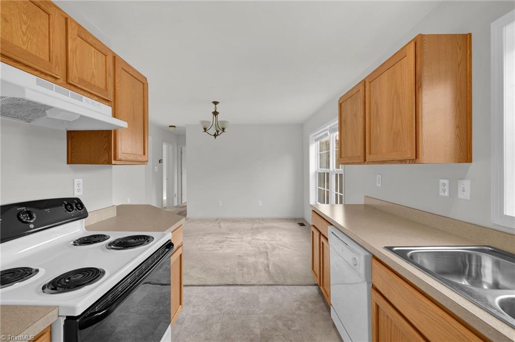 8008 Pate Drive Oak Ridge, NC 27310 - Photo 16 of 30