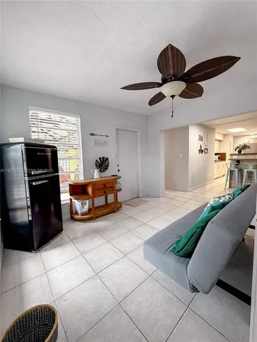 a view of empty room with windows