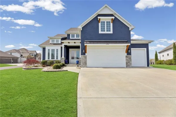 $755,000 | 12901 West 170th Street, Overland Park, KS 66221