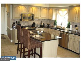 2257 Kuser Road Hamilton, NJ 08690 - Photo 4 of 10