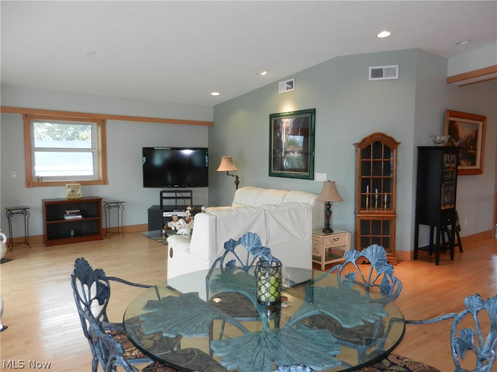 1691 Airline Road Put In Bay, OH 43456 - Photo 5 of 24