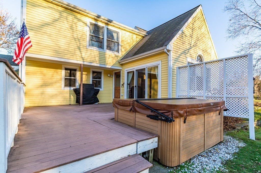 43 Marlboro Road Stow, MA 01775 - Photo 5 of 42 Gallery Image 5
