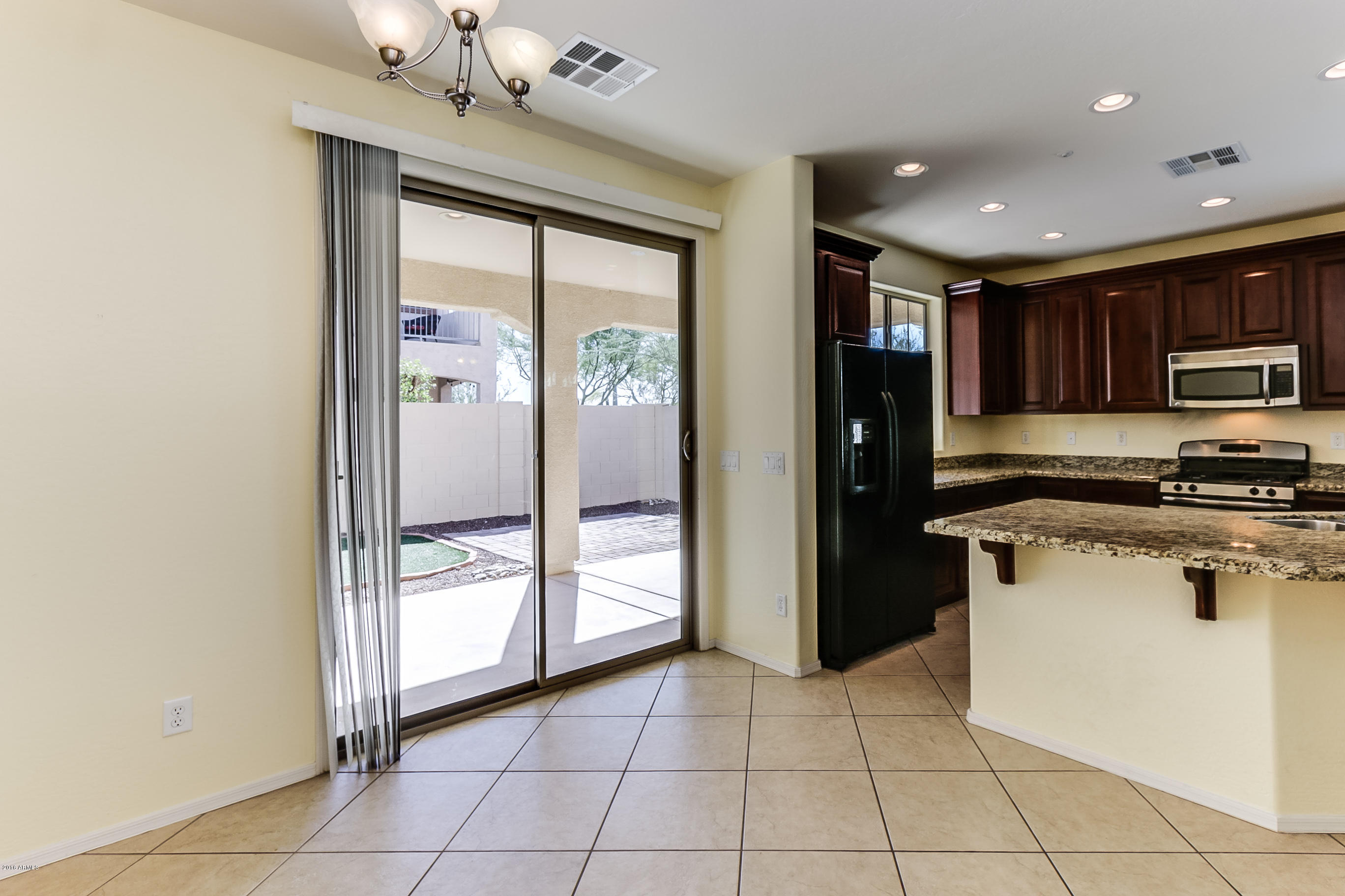 7427 West Montgomery Road Peoria, AZ 85383 - Photo 12 of 41 Montgomery - 015