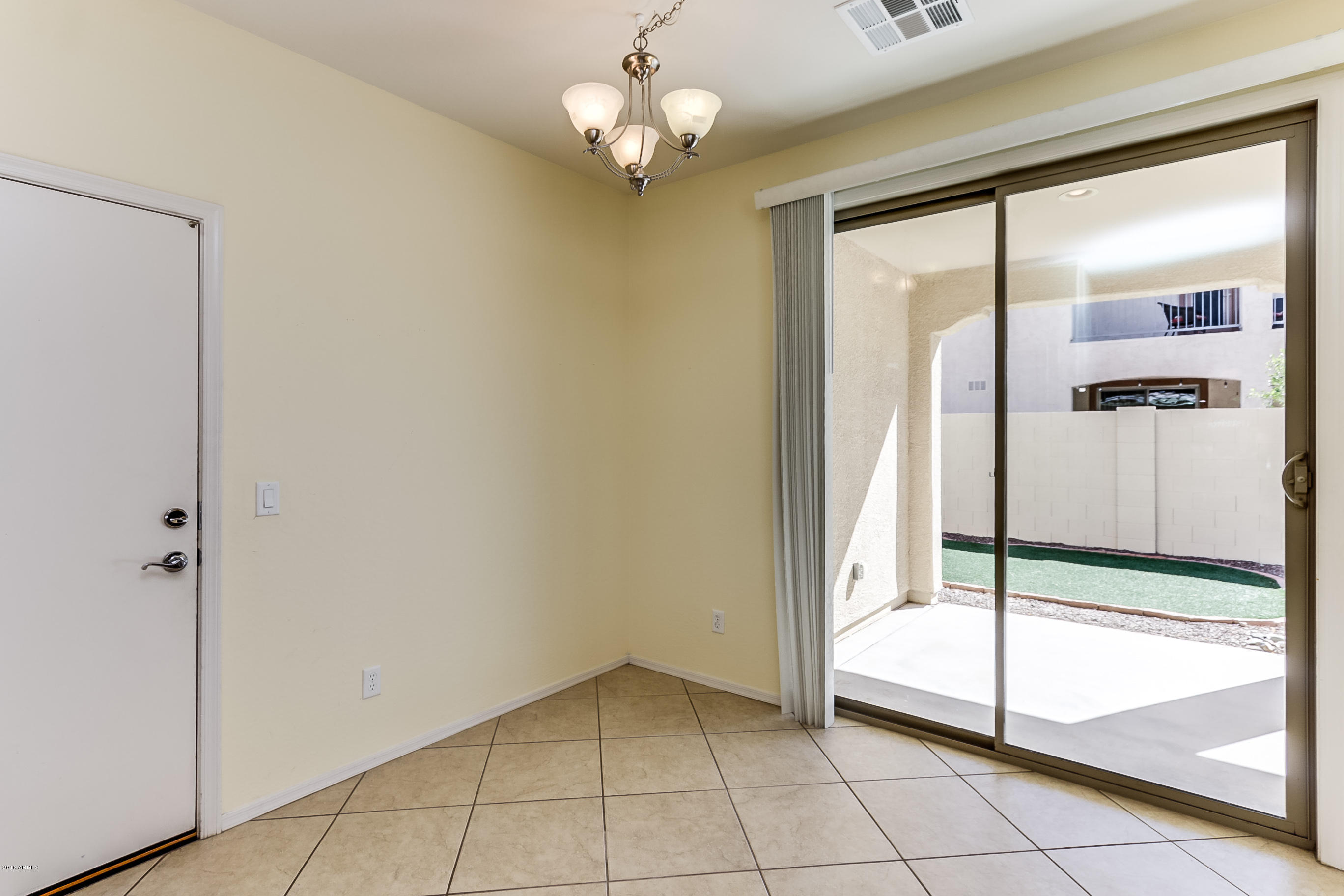 7427 West Montgomery Road Peoria, AZ 85383 - Photo 13 of 41 Montgomery - 016